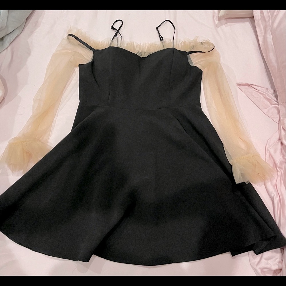Off-Shoulder Tulle Long-Sleeve Dress